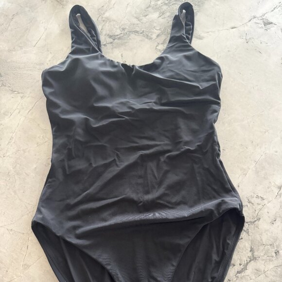 Andie The Molokai Swimsuit - Picture 3 of 5